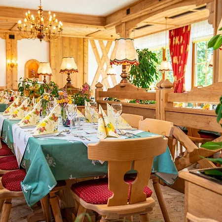 Hotel Oerglwirt Ferienwelt - Post Oerglwirt 3*